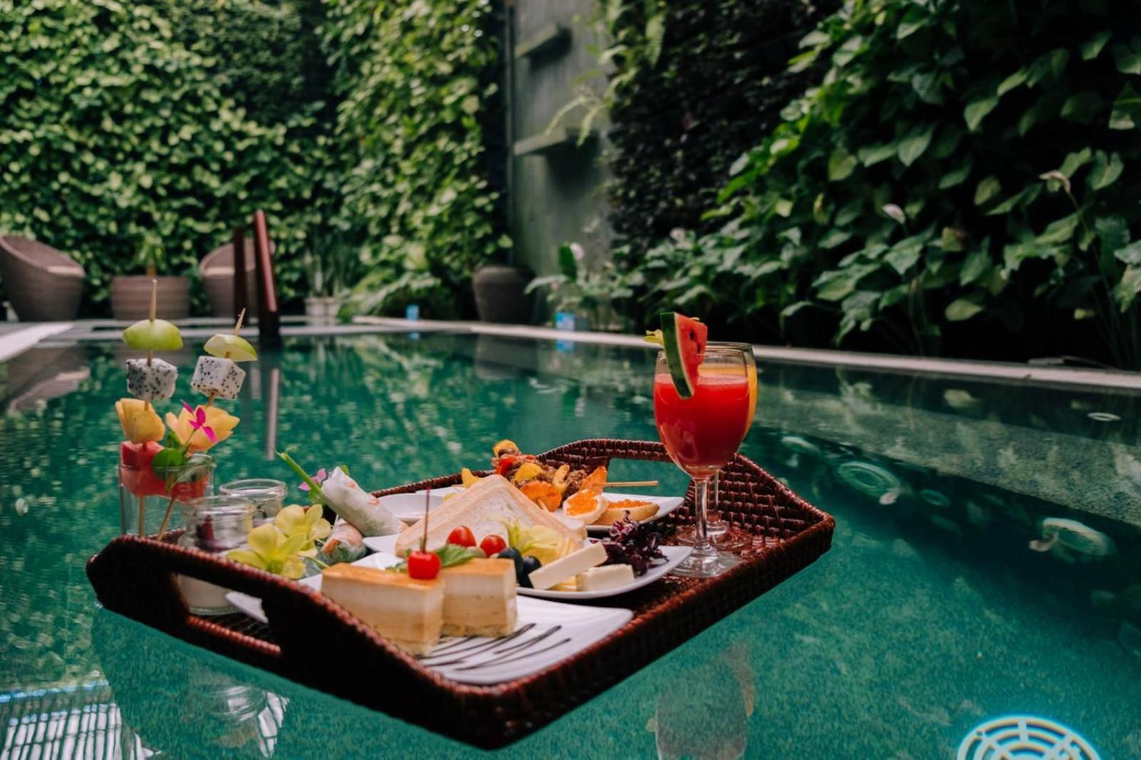 Alba Spa Hotel Hue Exteriör bild
